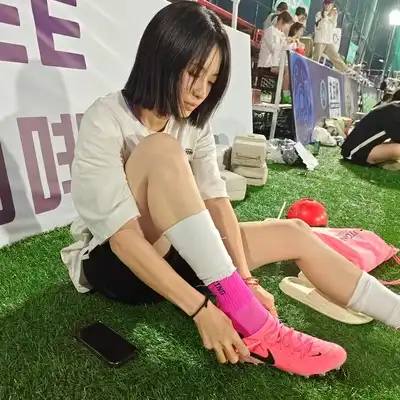 叶致